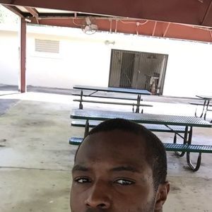 Meet your Posher, Roman